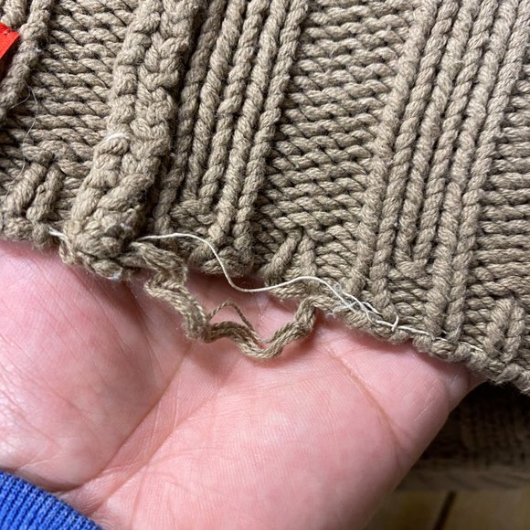 Esprit Accessories Women Beanie with Visor Brown Knit Hat Cap Toque Bill Ladies - Picture 7 of 7